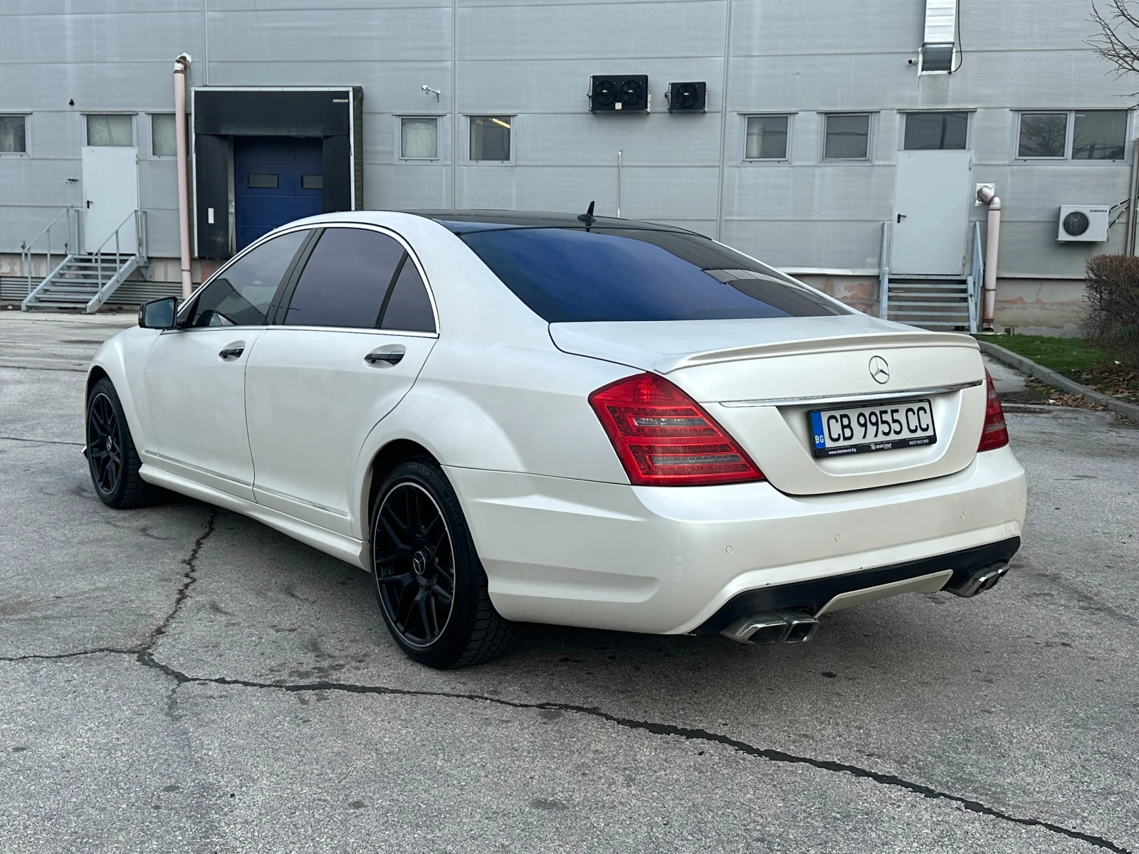Mercedes-Benz S 600 5.5i 517 к.с.  - изображение 3