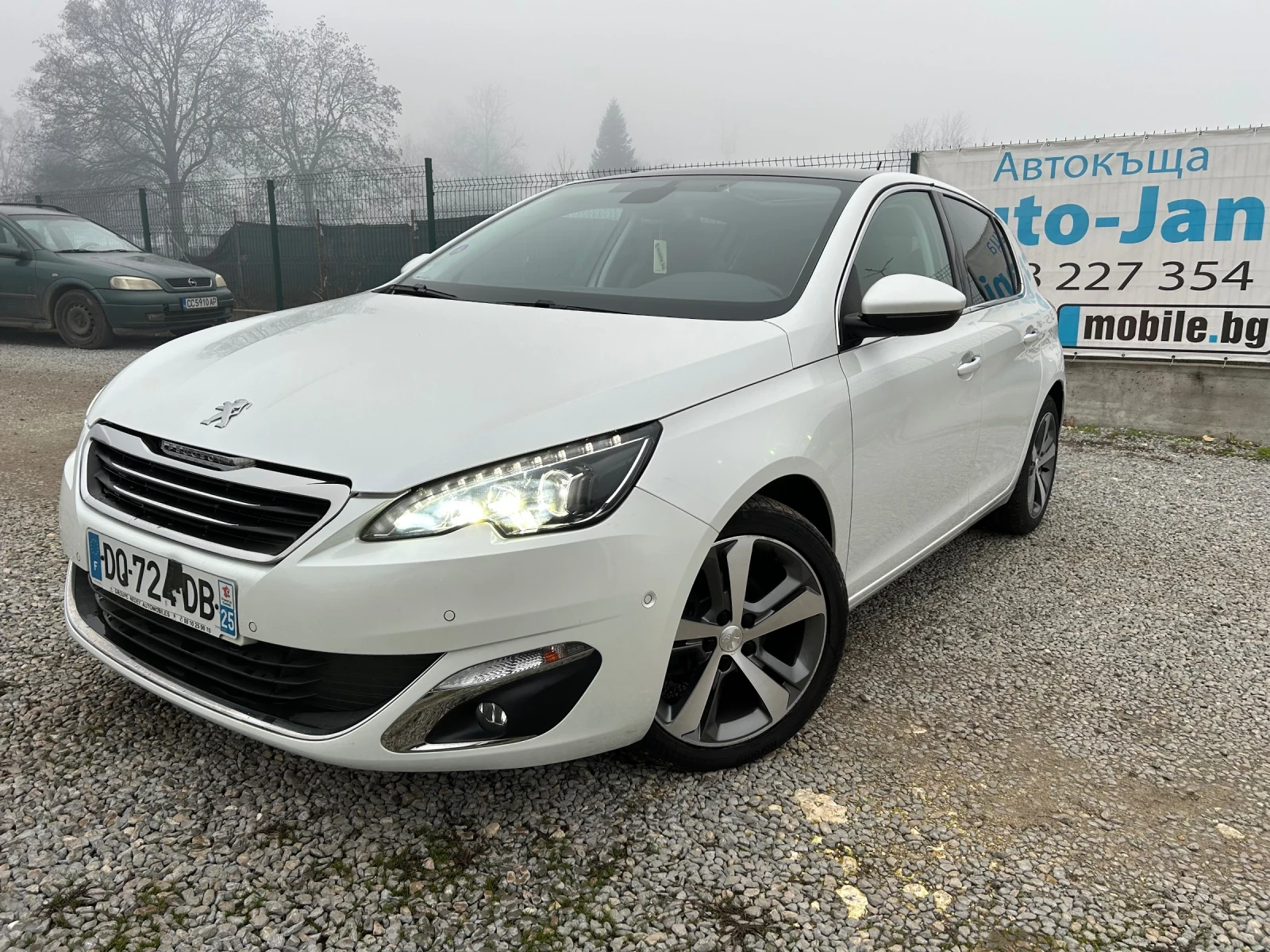 Peugeot 308 1.2T/AUTOMATIC//EURO 6/131K.C./ALURE | Mobile.bg � ����������� 1
