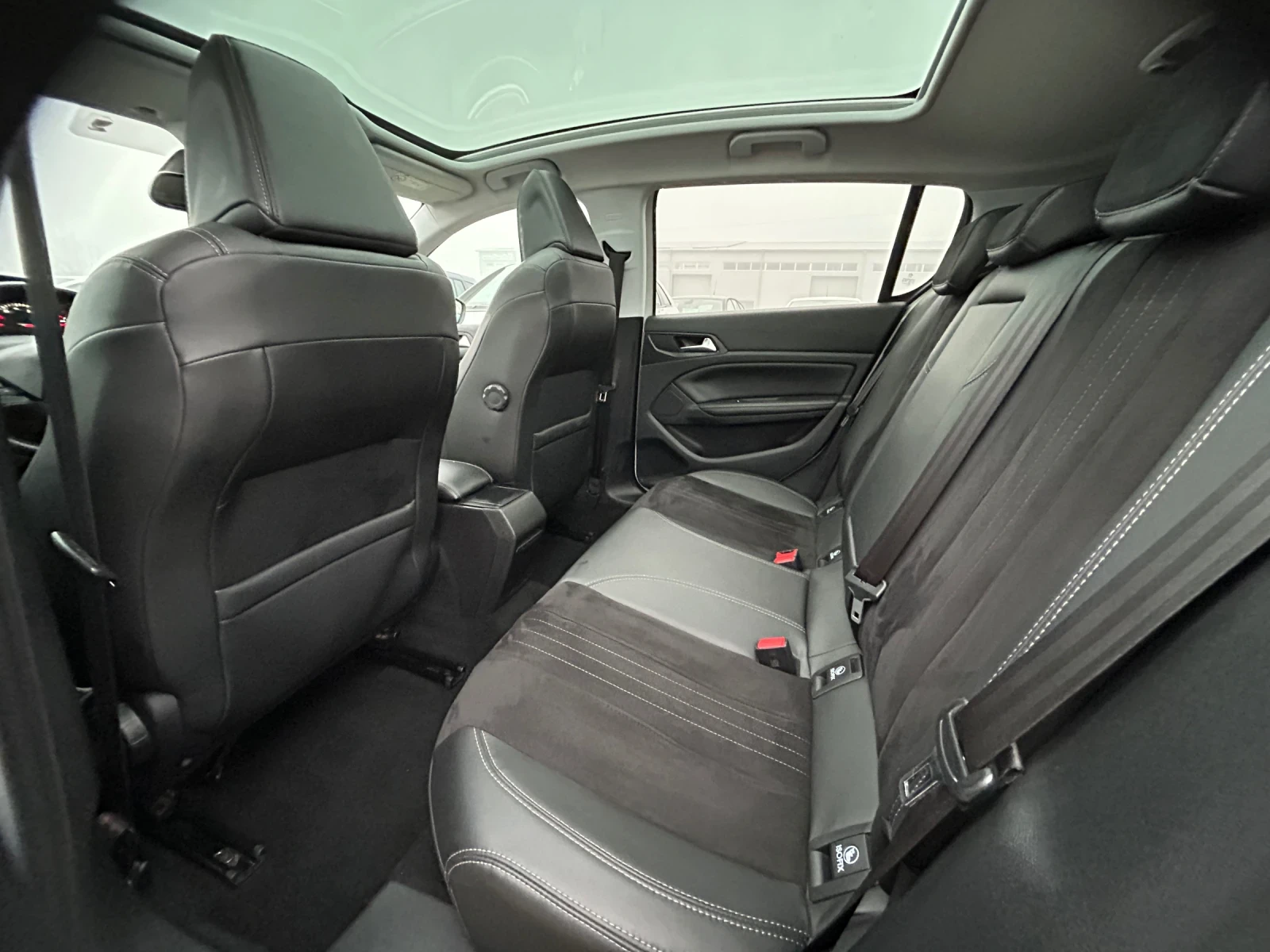 Peugeot 308 1.2T/AUTOMATIC//EURO 6/131K.C./ALURE - изображение 10