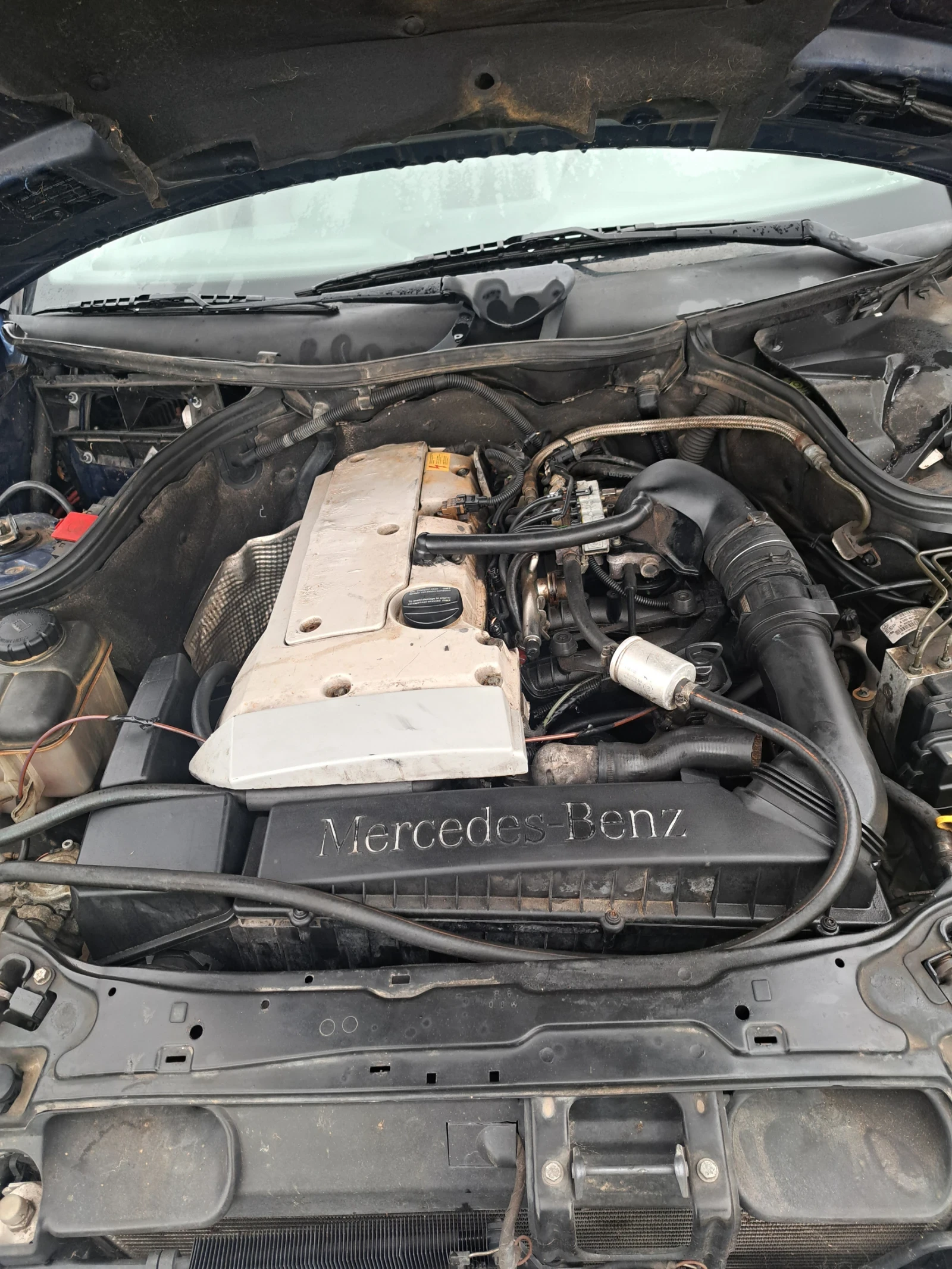 Mercedes-Benz C 180  - изображение 8