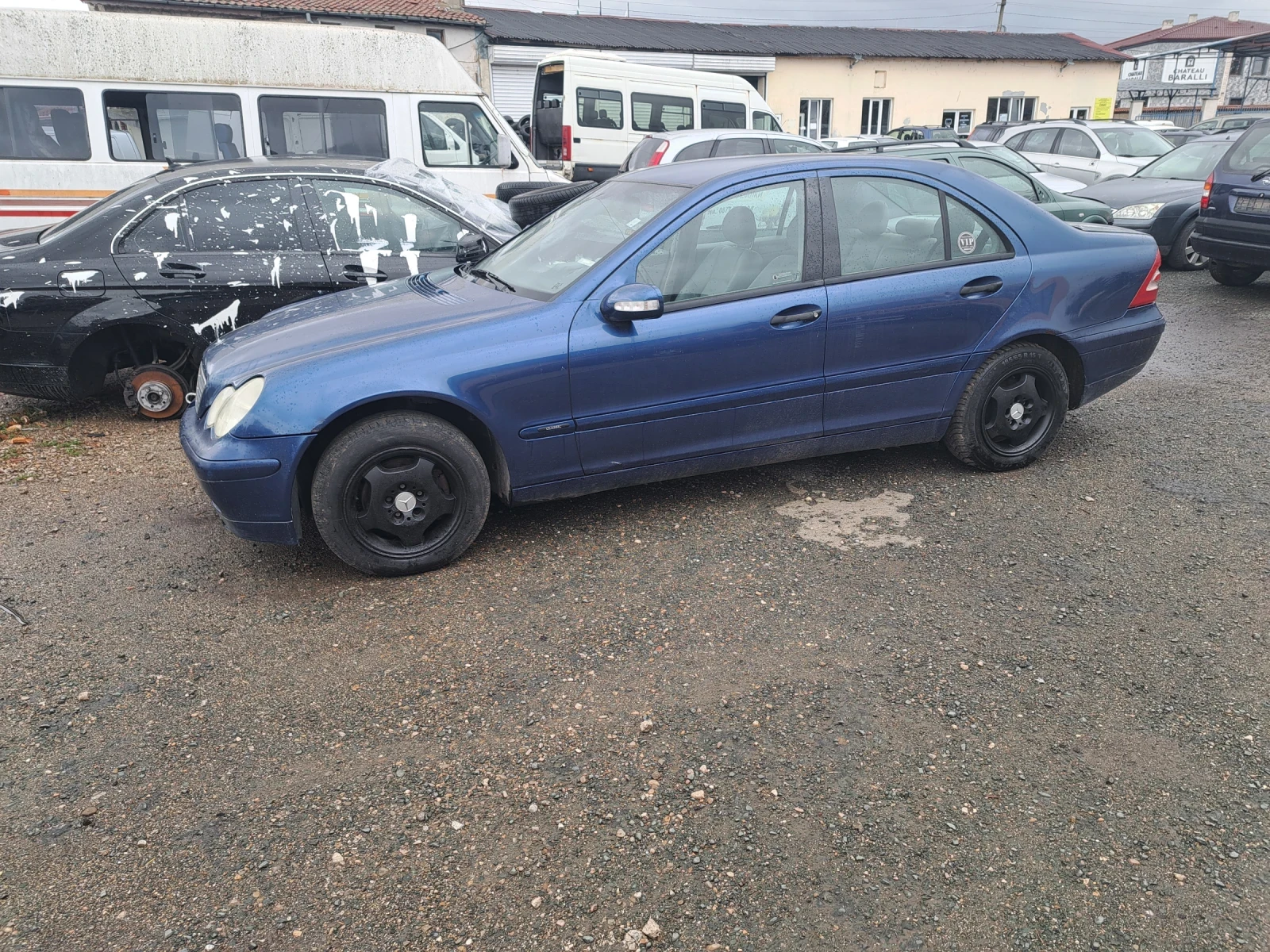 Mercedes-Benz C 180  - изображение 2