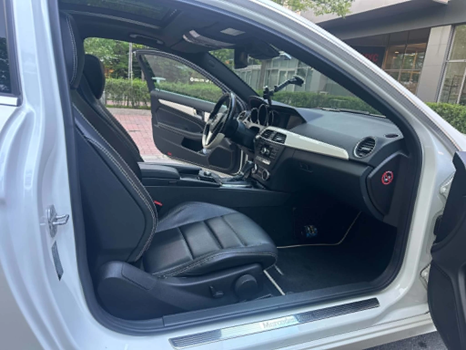 Mercedes-Benz C 250, снимка 15 - Автомобили и джипове - 54663137