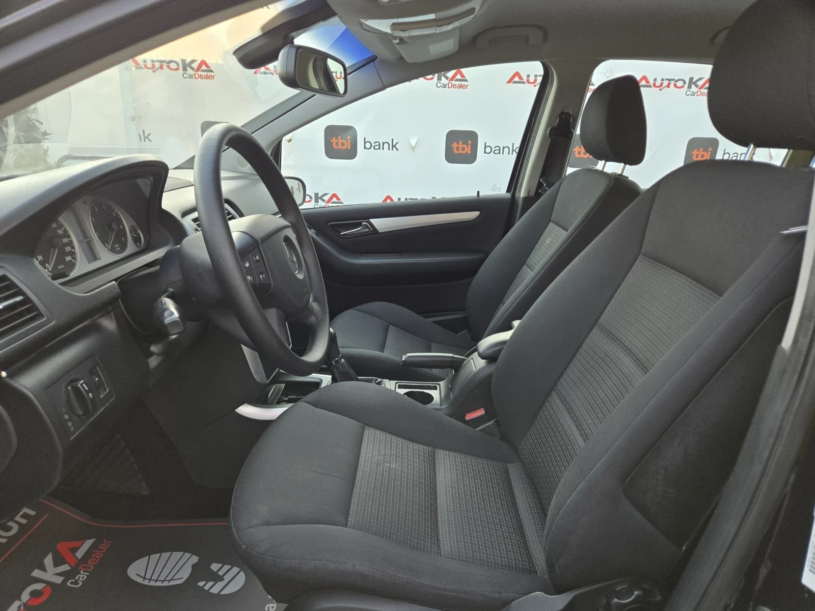 Mercedes-Benz B 150 1.5i-95кс= КЛИМАТРОНИК= ПОДГРЕВ, снимка 7 - Автомобили и джипове - 53989643