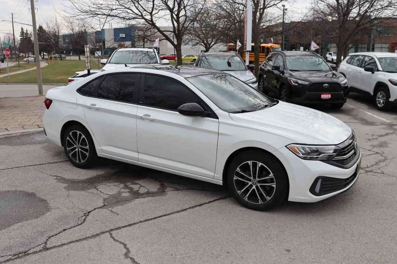 VW Jetta * Comfortline * CARFAX * ПРЕДСТАВИТЕЛСТВО, снимка 3 - Автомобили и джипове - 54152980