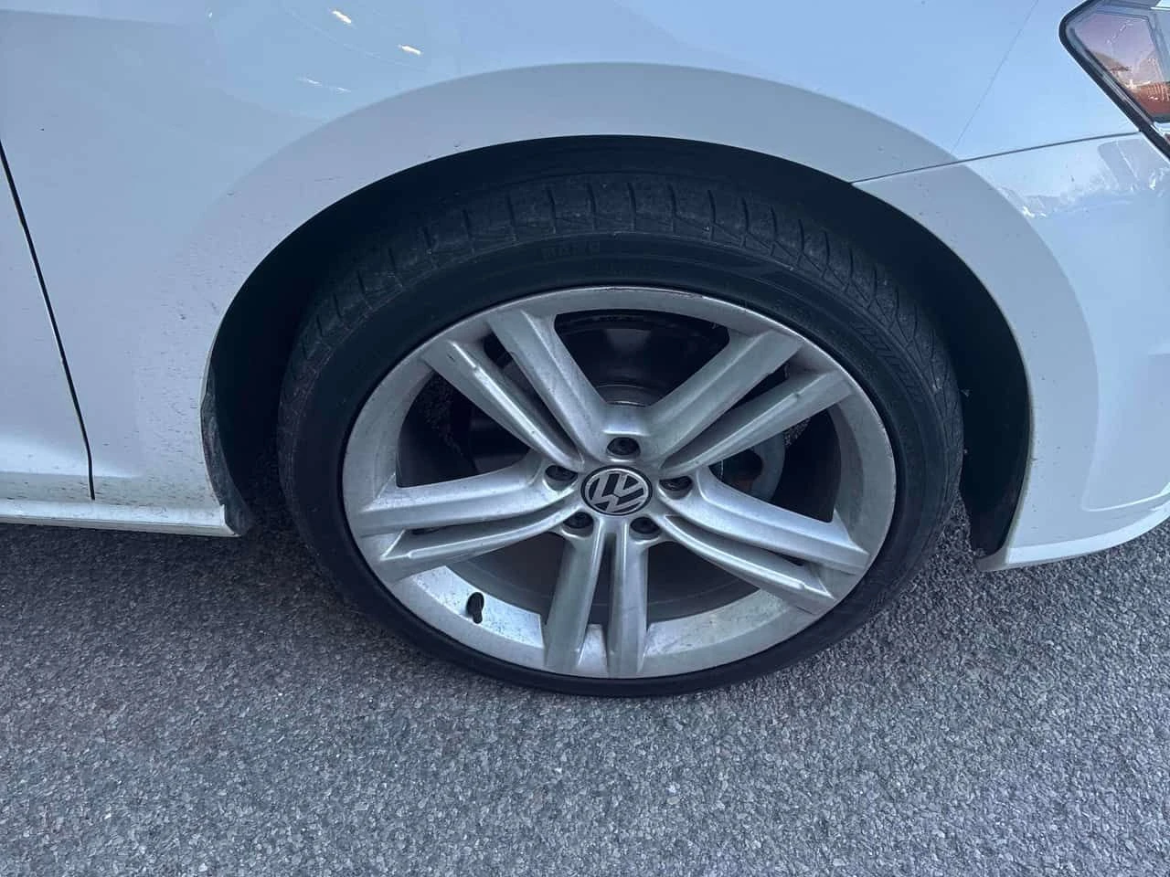 VW Golf * CARFAX * 2 КЛЮЧА * ПАНО * KEYLESS, снимка 7 - Автомобили и джипове - 54158154