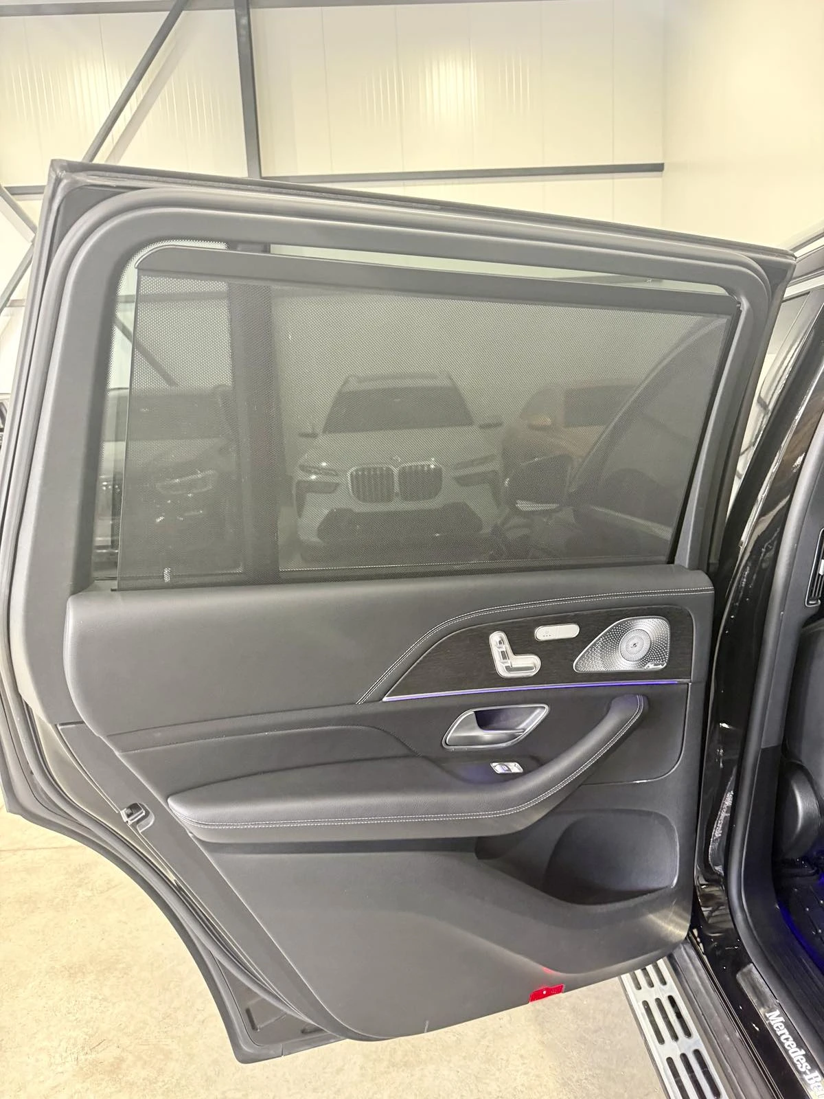 Mercedes-Benz GLS 450 4M AMG Package, снимка 17 - Автомобили и джипове - 54329833