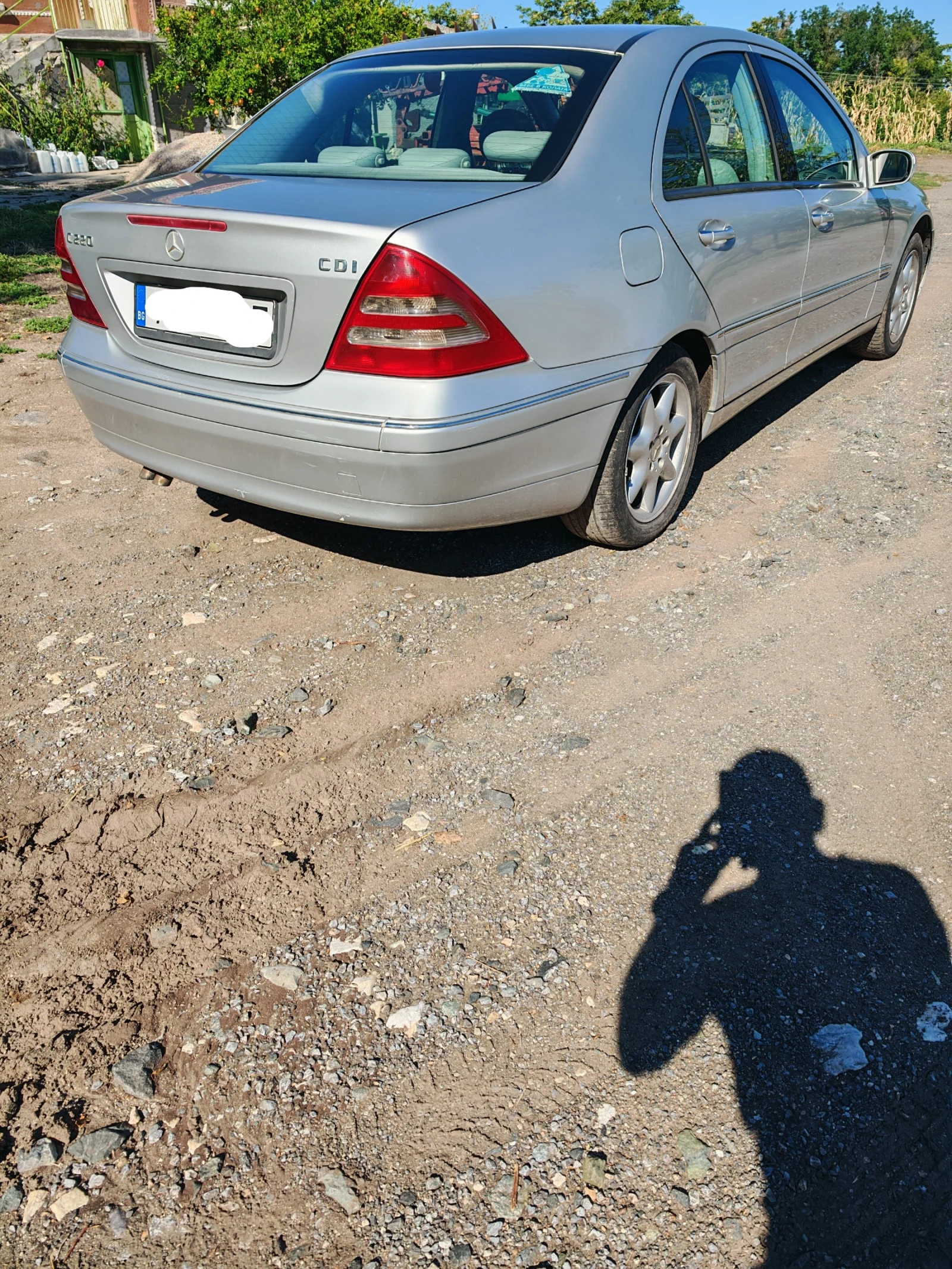 Mercedes-Benz C 220, снимка 3 - Автомобили и джипове - 54488570