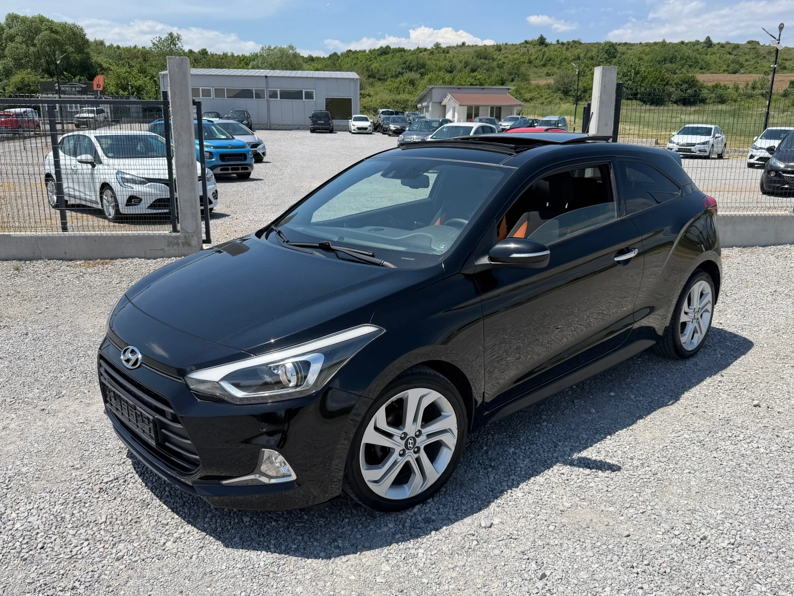 Hyundai I20 1.2i COUPE LED KEYLESS NAVI CAMERA EURO 6 TUV COC