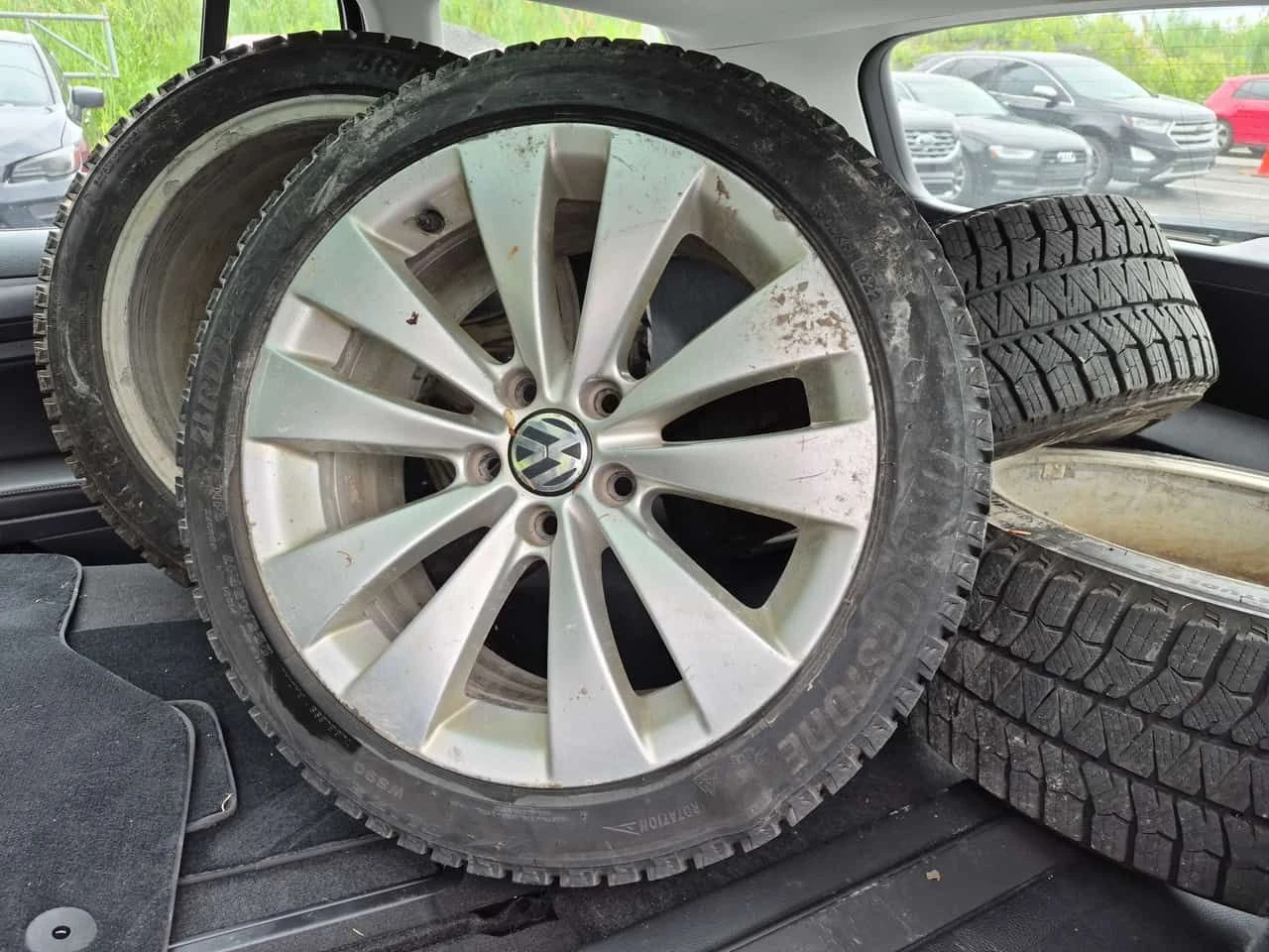 VW Golf * Manual 4MOTION* АВТОКРЕДИТ БЕЗ ПЪРВОНАЧАЛНА* , снимка 11 - Автомобили и джипове - 55005790