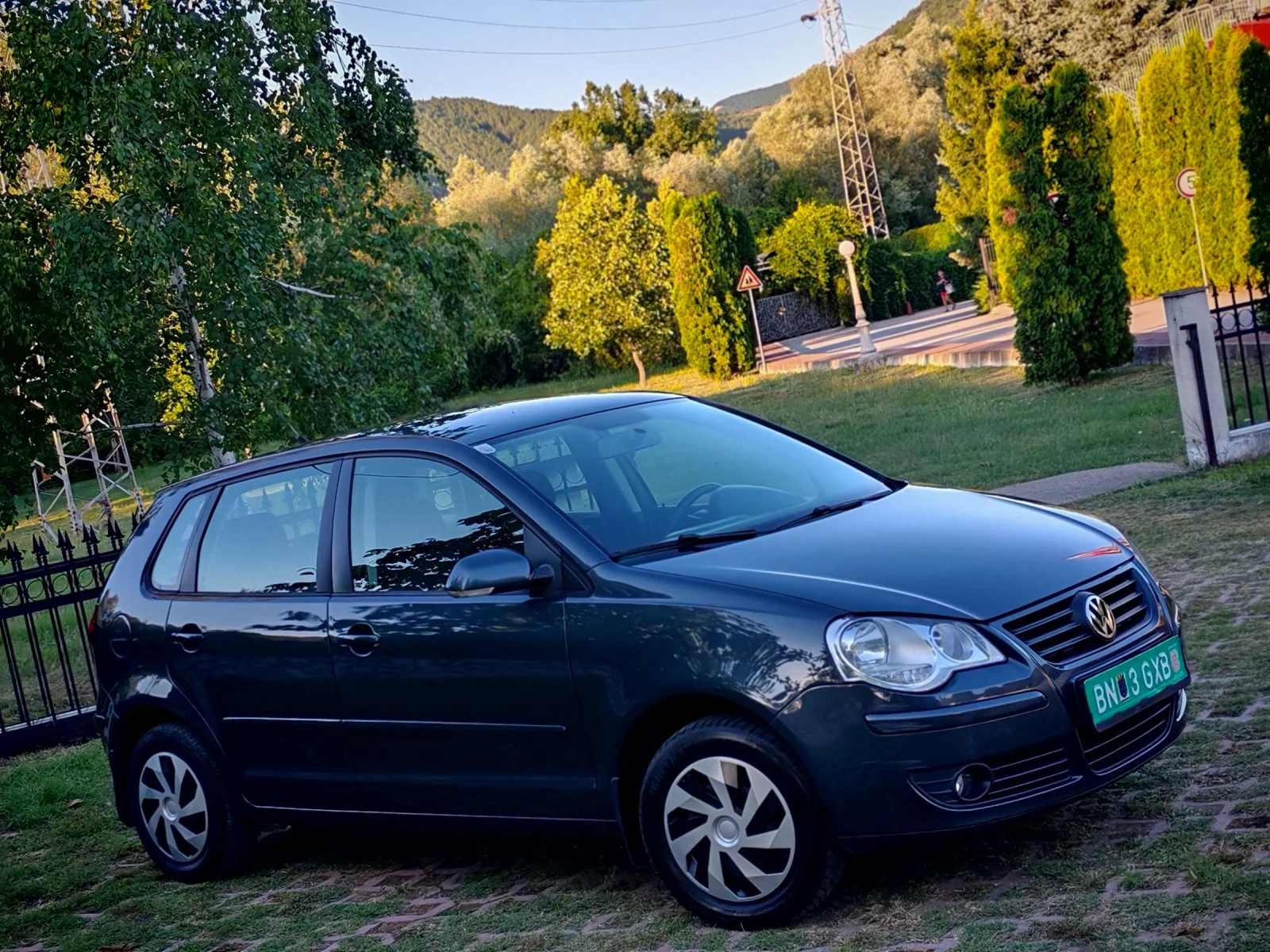 VW Polo 1.4TDI(80)* FACELIFT* FAMILY-EDITION* НОВ ВНОС* , снимка 8 - Автомобили и джипове - 55157428
