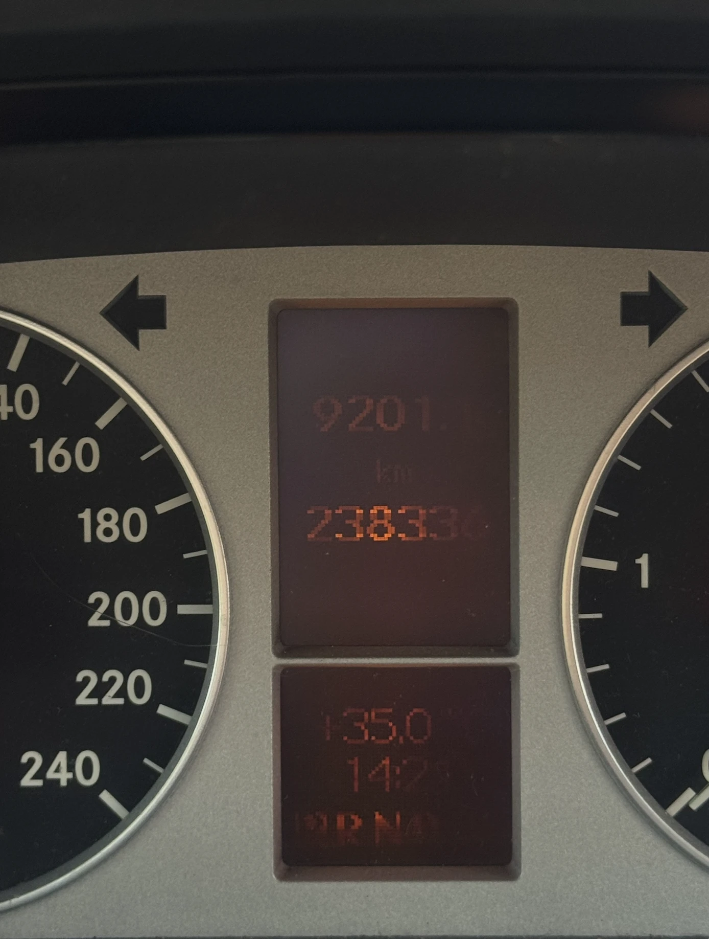 Mercedes-Benz 180, снимка 9 - Автомобили и джипове - 55175603