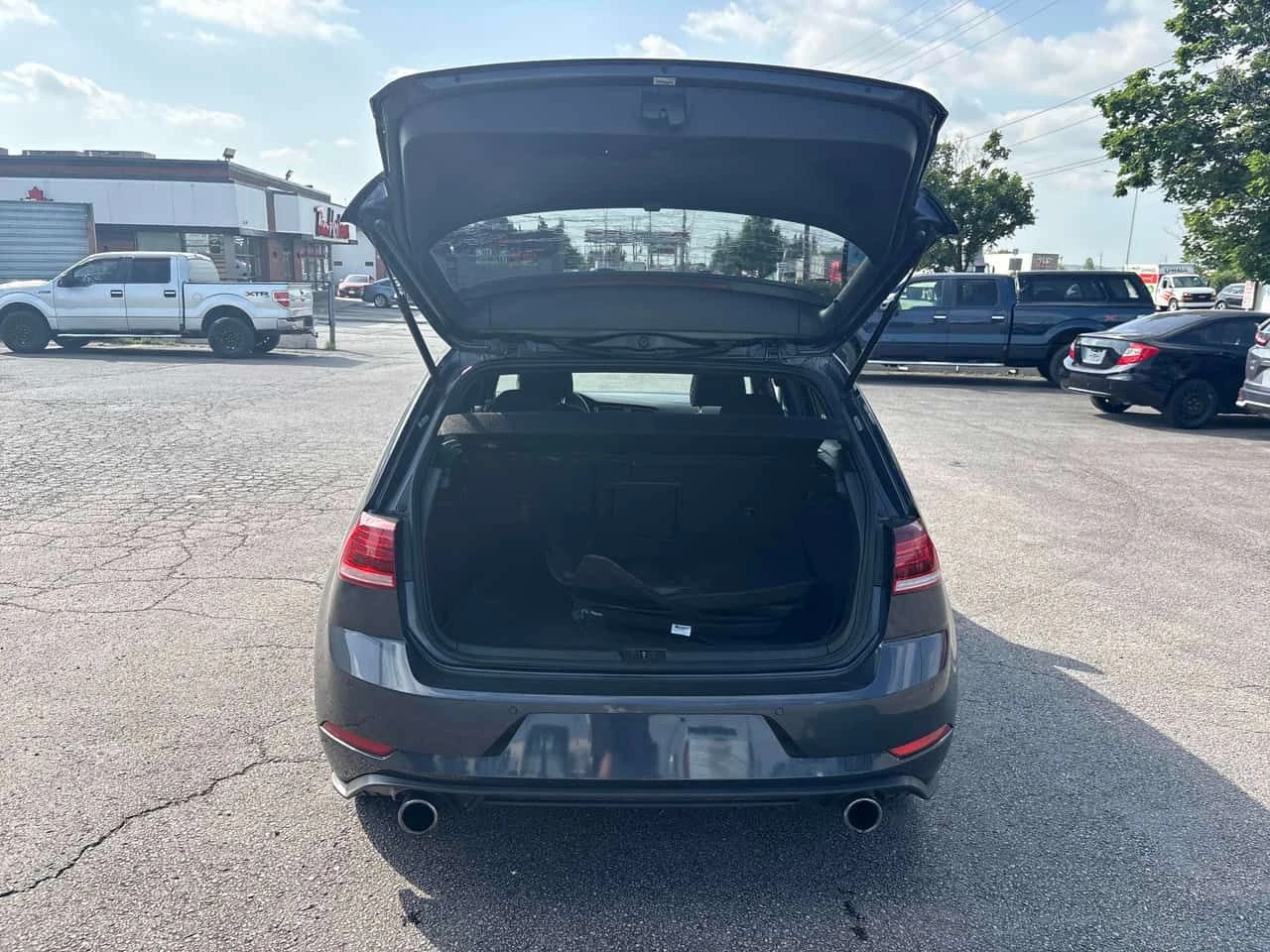 VW Golf GTI* 5 door Manual * АВТOКРЕДИТ* , снимка 17 - Автомобили и джипове - 55559094