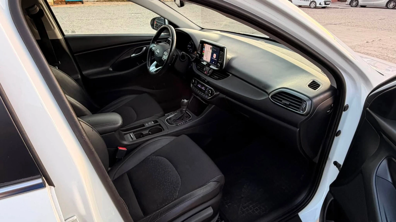 Hyundai I30  1.4 TGDI Premium, снимка 11 - Автомобили и джипове - 55891007