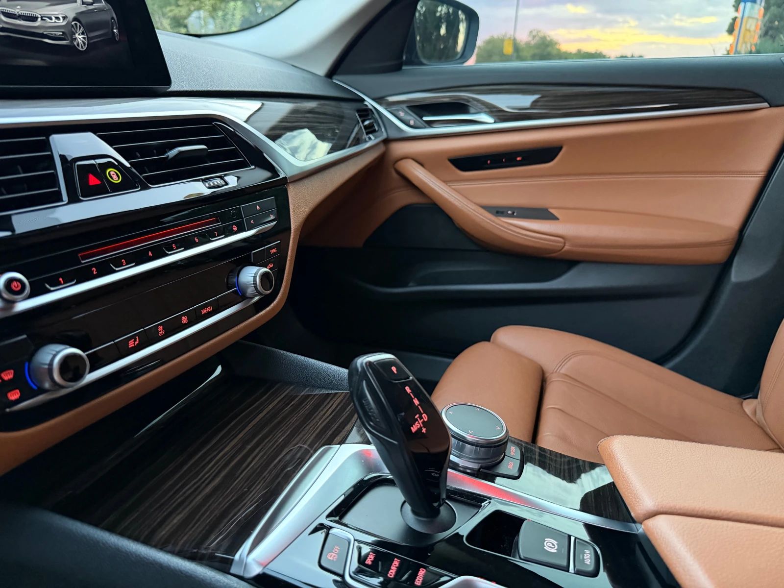 BMW 530 iPerformance E-Drive, снимка 11 - Автомобили и джипове - 55952069