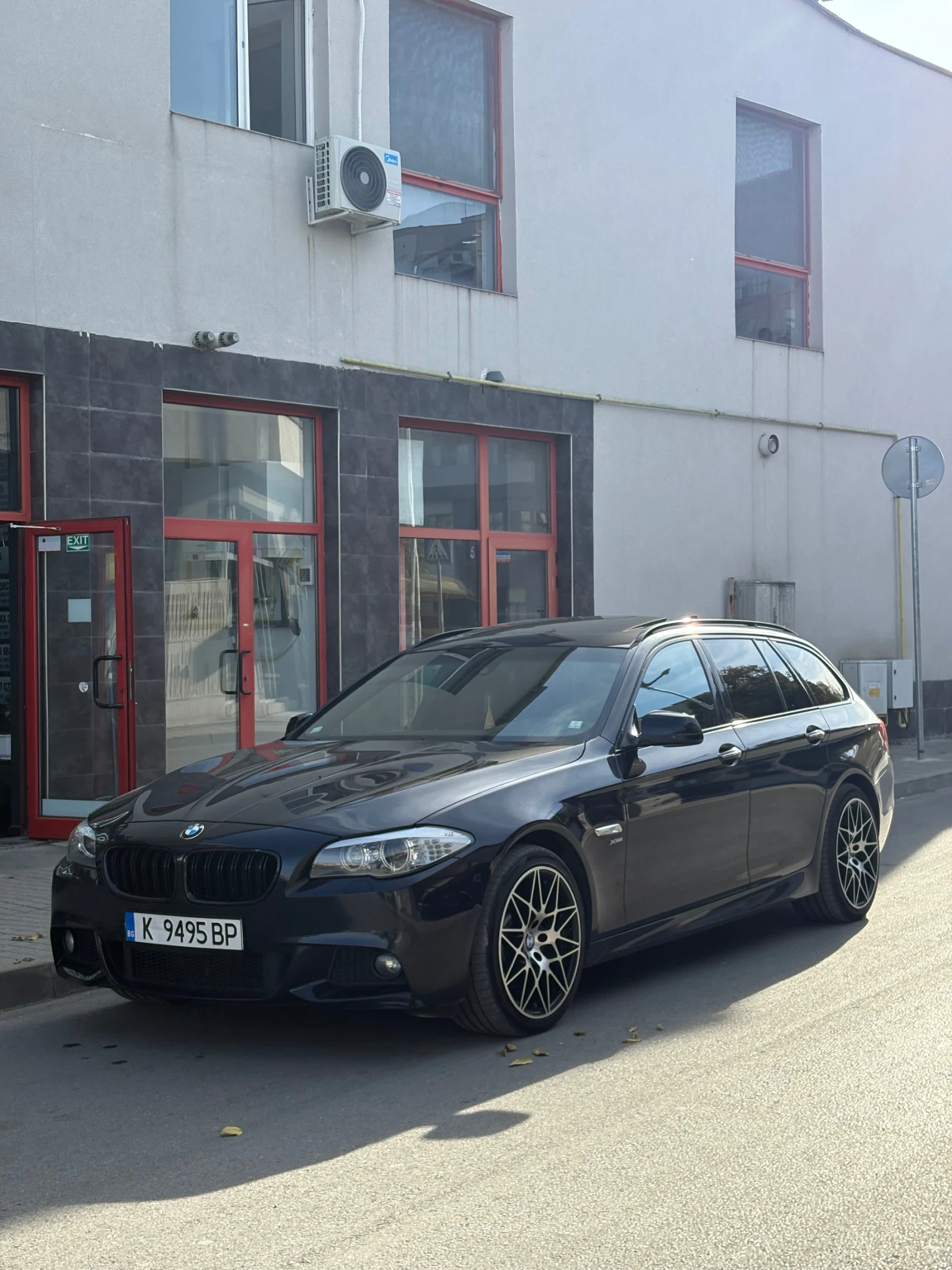 BMW 530, снимка 4 - Автомобили и джипове - 56464381