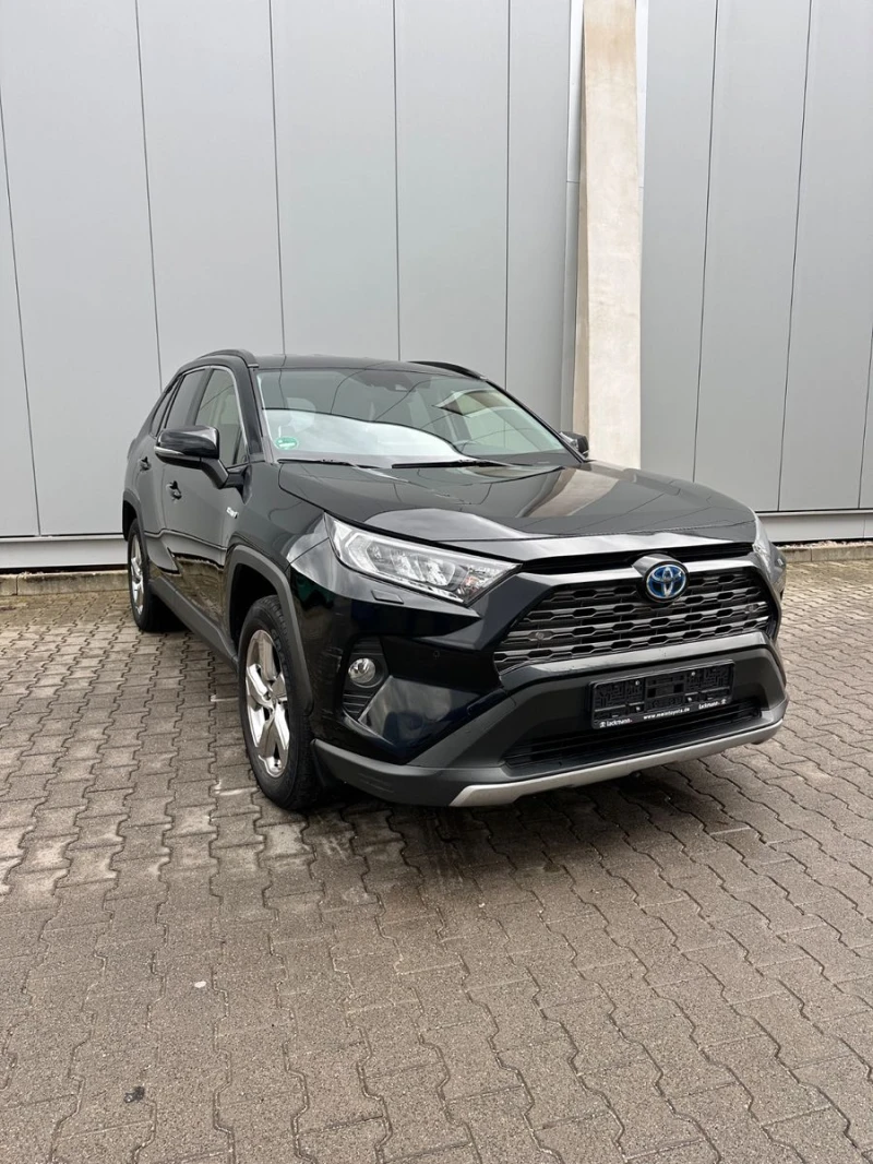 Toyota Rav4 RAV4 Hybrid 4x4 Team D/Navi/AHK/Technik, снимка 3 - Автомобили и джипове - 48641086