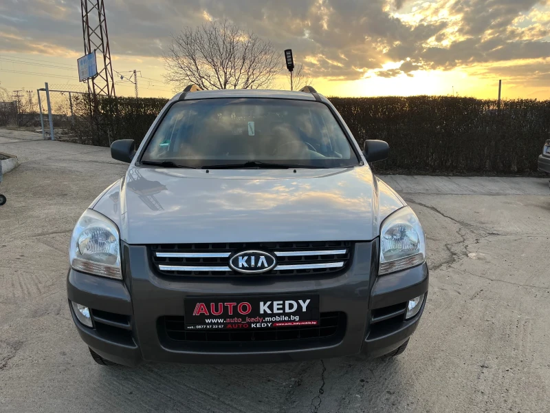 Kia Sportage 2.0i, снимка 1 - Автомобили и джипове - 48910657