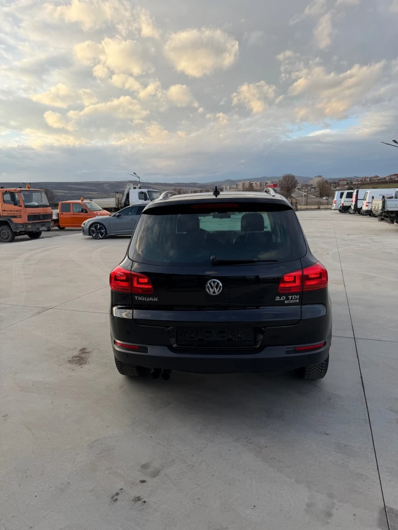 VW Tiguan 2.0TDI / 140 hp /4x4 / Park assist /Face/Top, снимка 6 - Автомобили и джипове - 52976581