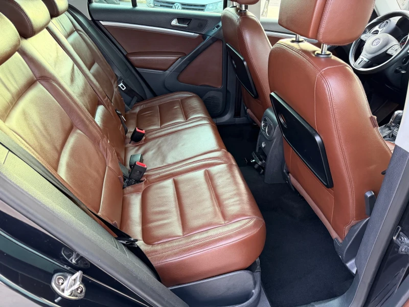 VW Tiguan 2.0TDI / 140 hp /4x4 / Park assist /Face/Top, снимка 10 - Автомобили и джипове - 52976581