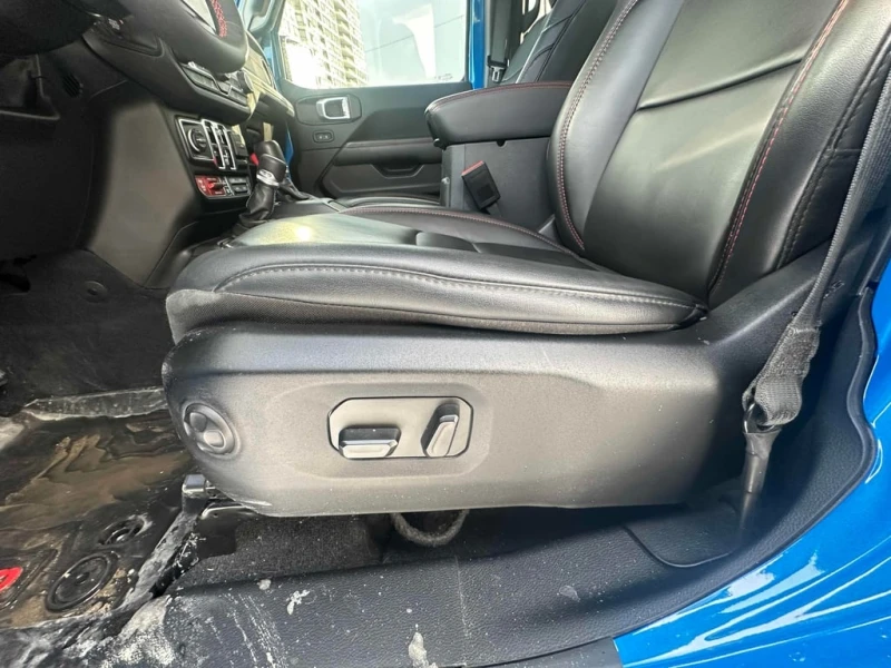 Jeep Wrangler * Rubicon X * CARFAX * ПОДГРЕВИ* , снимка 13 - Автомобили и джипове - 53469422