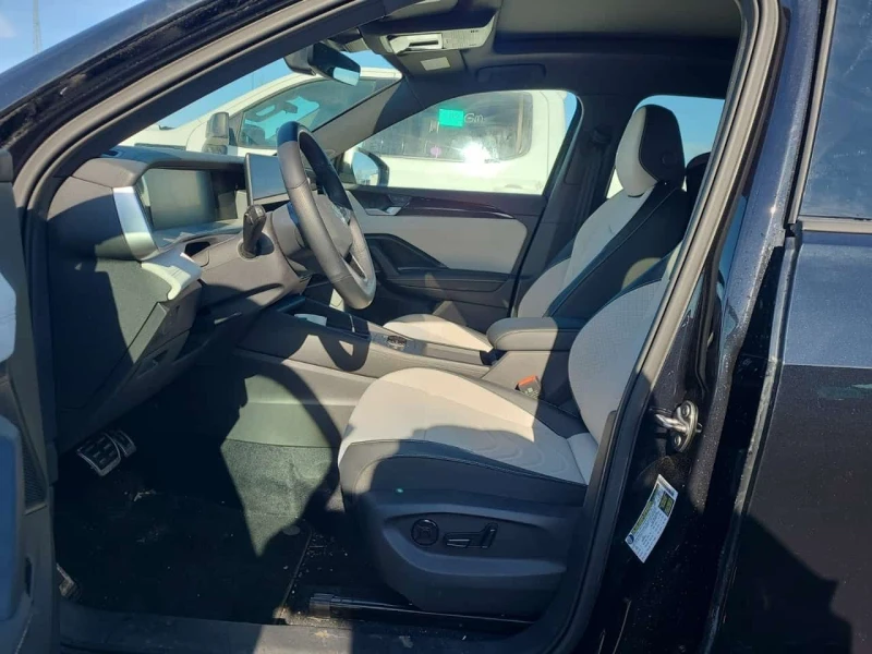 VW Tiguan COMFORTLINE R LINE BLACK EDITION /Гуми+ джанти/Пан, снимка 6 - Автомобили и джипове - 53591501