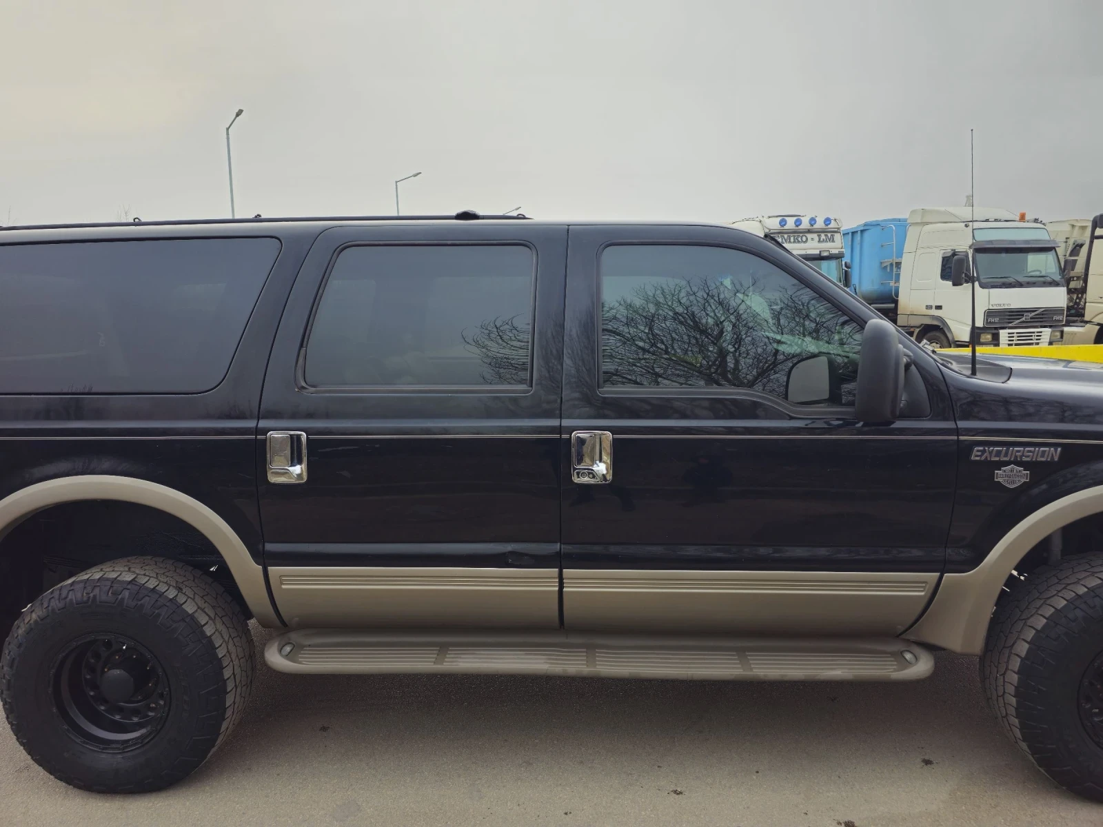 Ford Excursion 6.8 V10 4WD - изображение 3