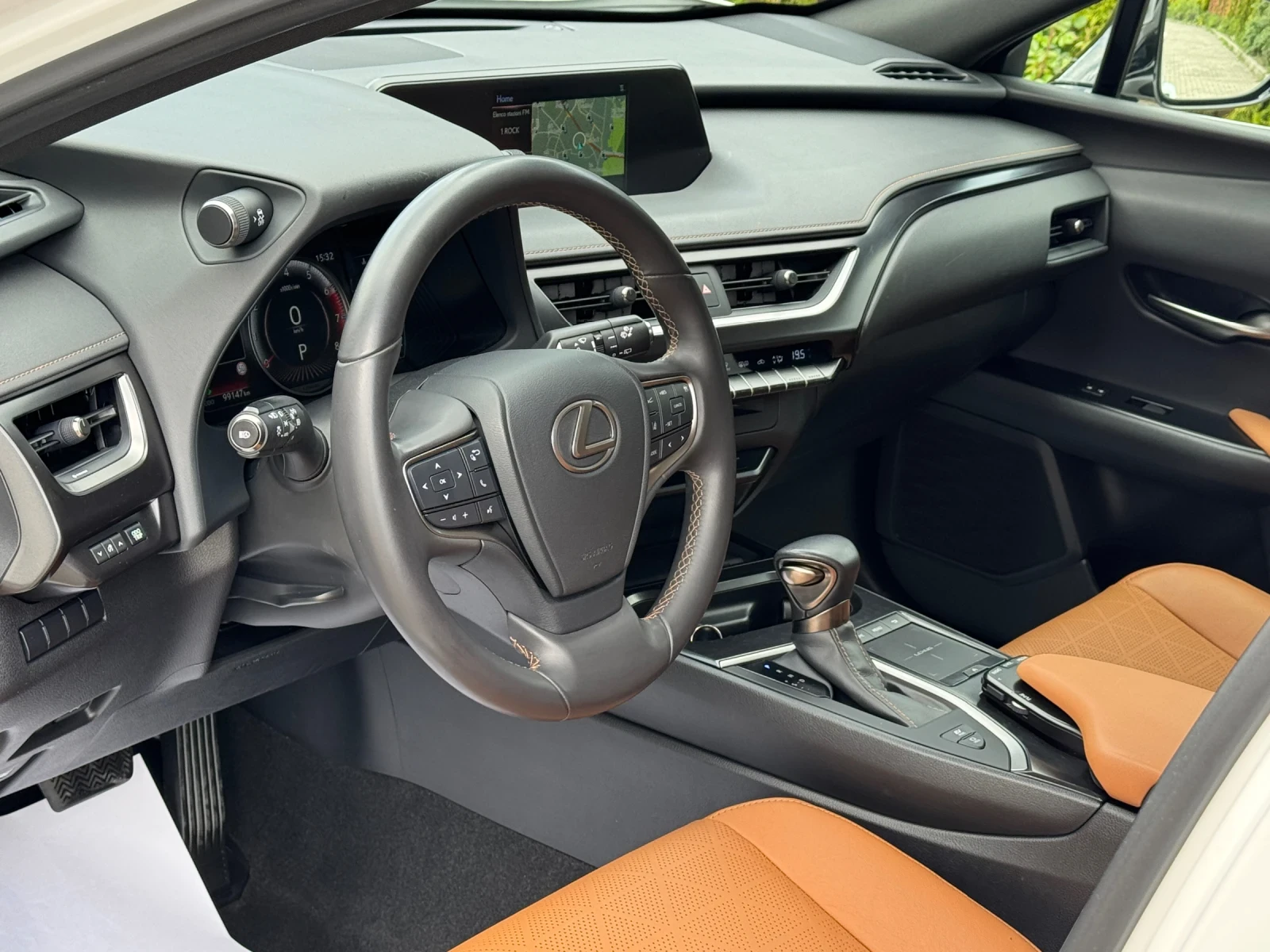 Lexus UX 250h 2.0HYBRID-184КС-KEYLESS-ПОДГРЕВ-НАВИ-LED-99X.KM!!  - изображение 10