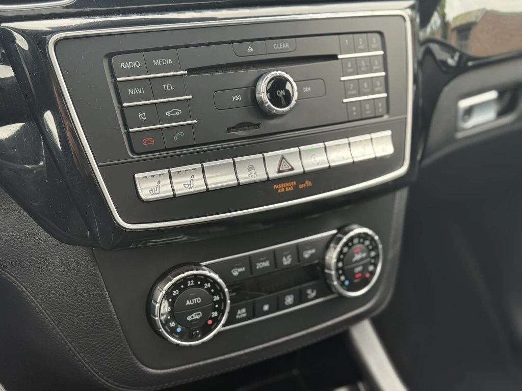 Mercedes-Benz GLS 550* Keyless* 360* Подгрев/Обдухване* 7места - изображение 10