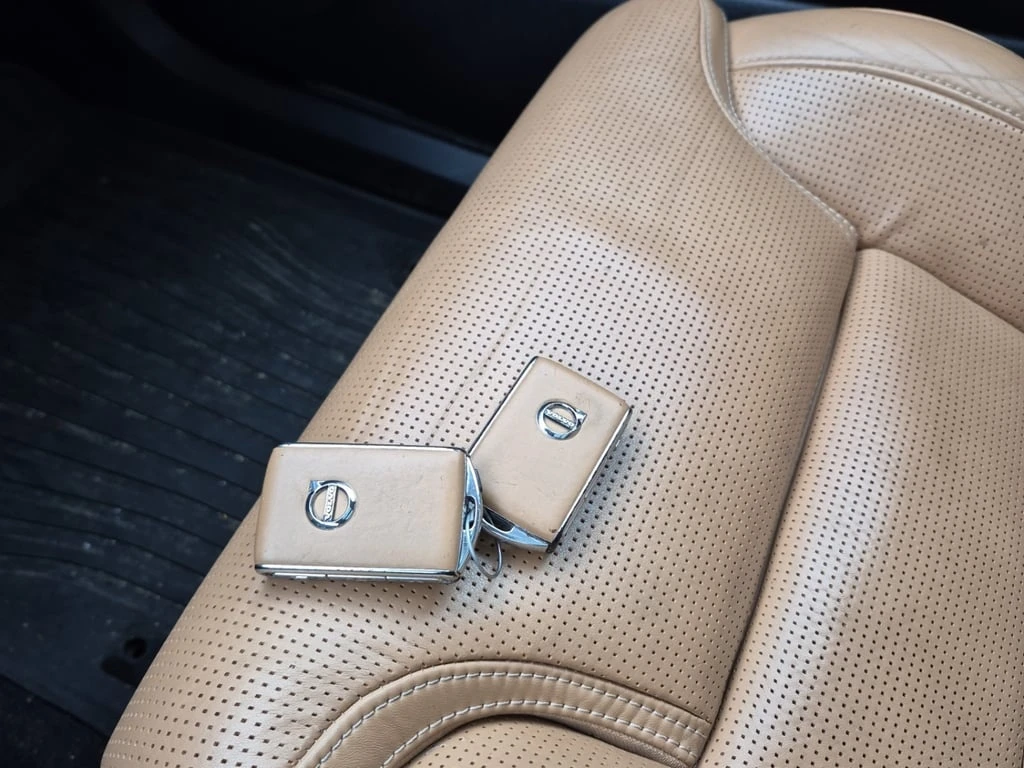 Volvo Xc90 * T8 INSCRIPTION * CARFAX * ЦЕНА ДО БЪЛГАРИЯ - изображение 8