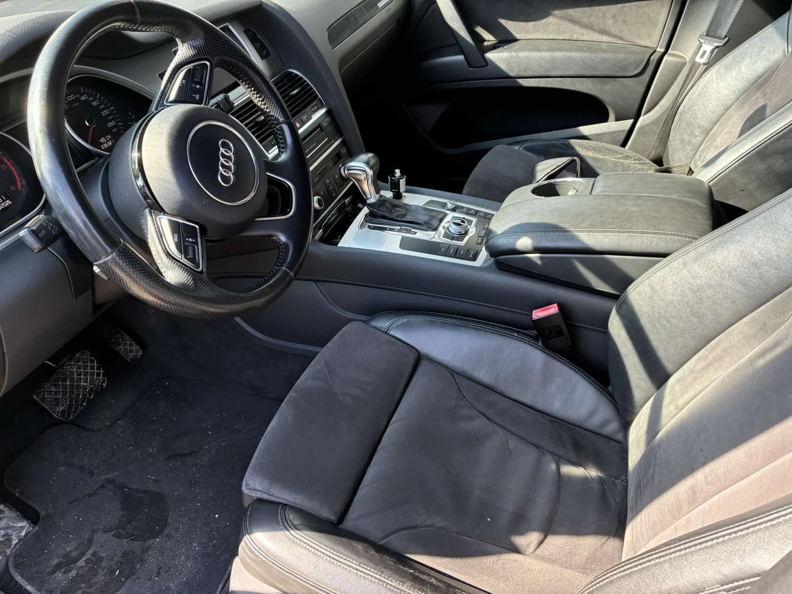 Audi Q7 S LINE, снимка 7 - Автомобили и джипове - 53970526