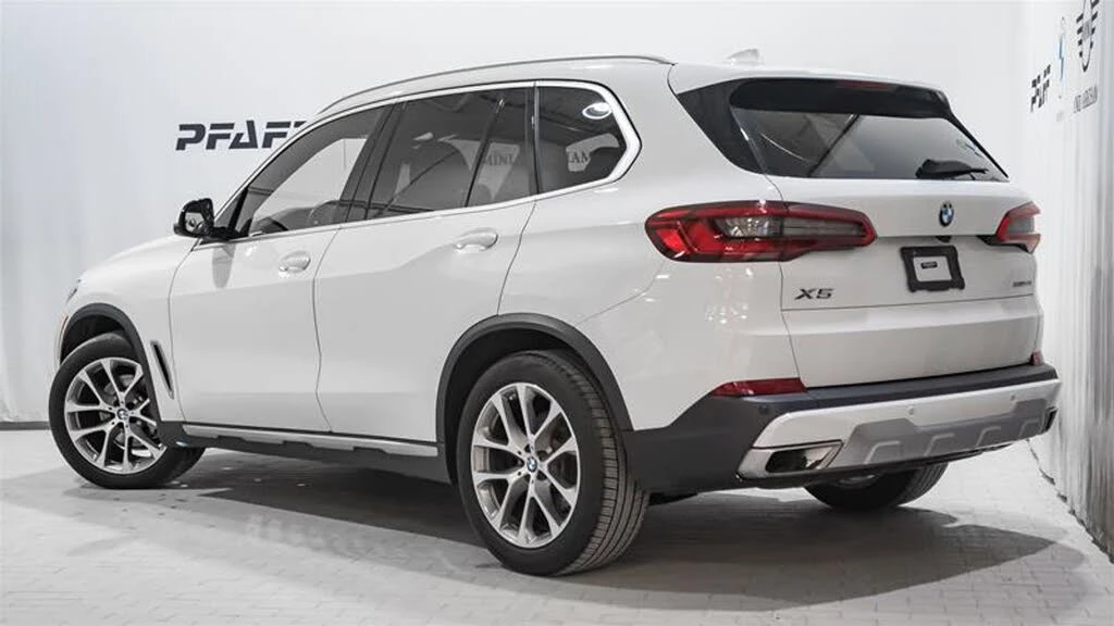 BMW X5 xDrive40i AWD, снимка 3 - Автомобили и джипове - 53995996