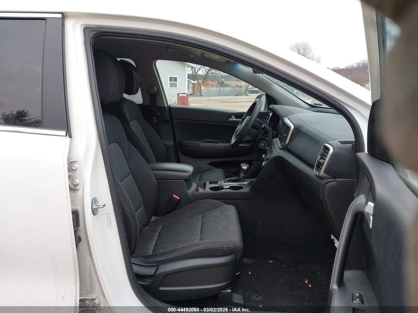 Kia Sportage 2.4L I-4 DI, DOHC, VVT, 181HP Front Wheel Drive | Mobile.bg � ����������� 5