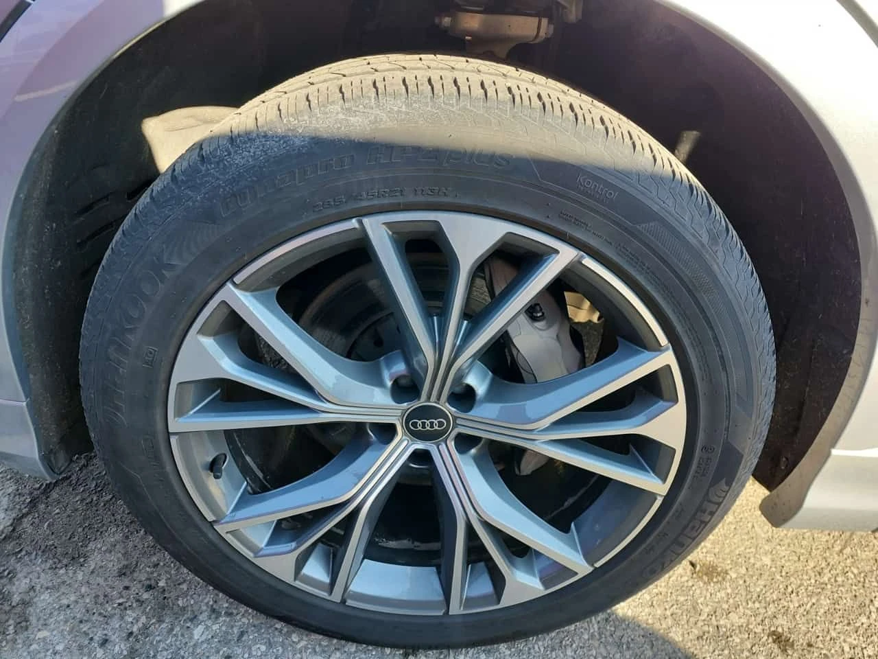 Audi Q8 PROGRESSIV| PANO| ОБДУХВАНЕ| 2 КЛЮЧА| AMBIENT, снимка 5 - Автомобили и джипове - 54225166