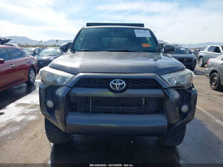 Toyota 4runner Sr5, снимка 13 - Автомобили и джипове - 54248736