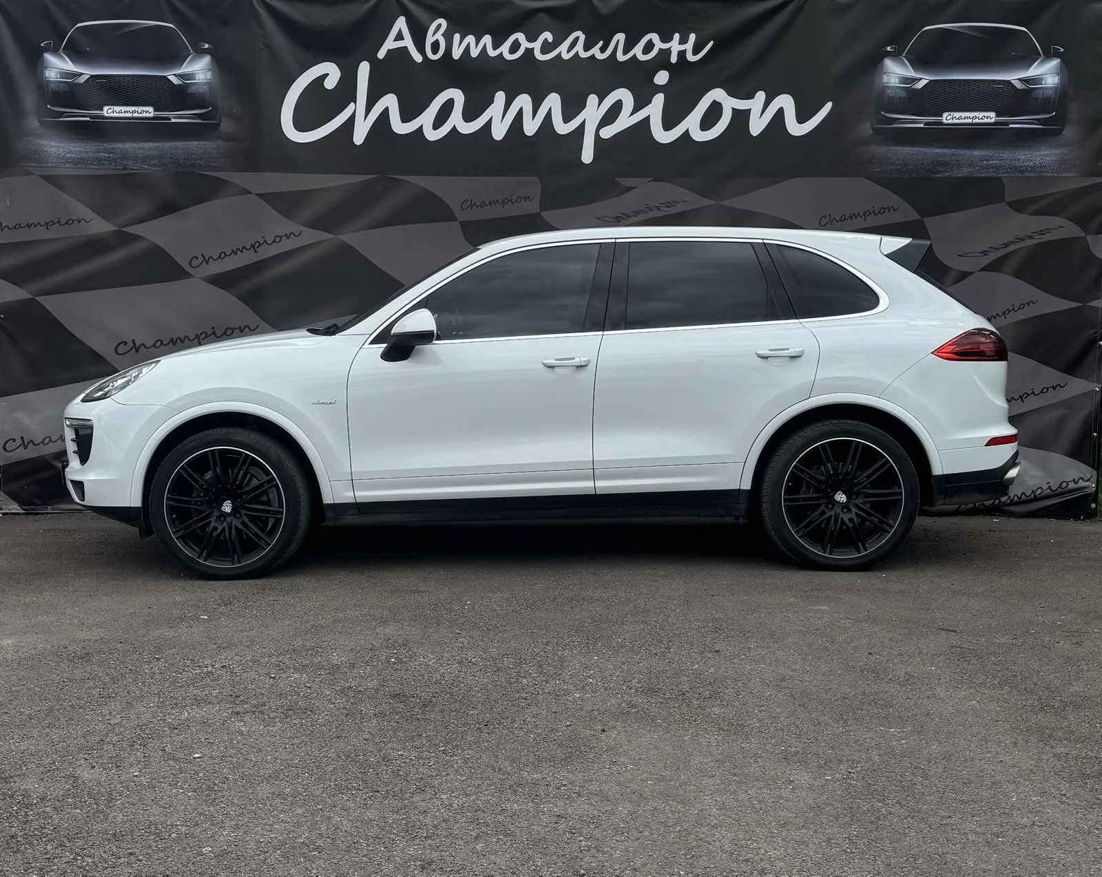 Porsche Cayenne Бартер лизинг без доходи , снимка 7 - Автомобили и джипове - 54385967