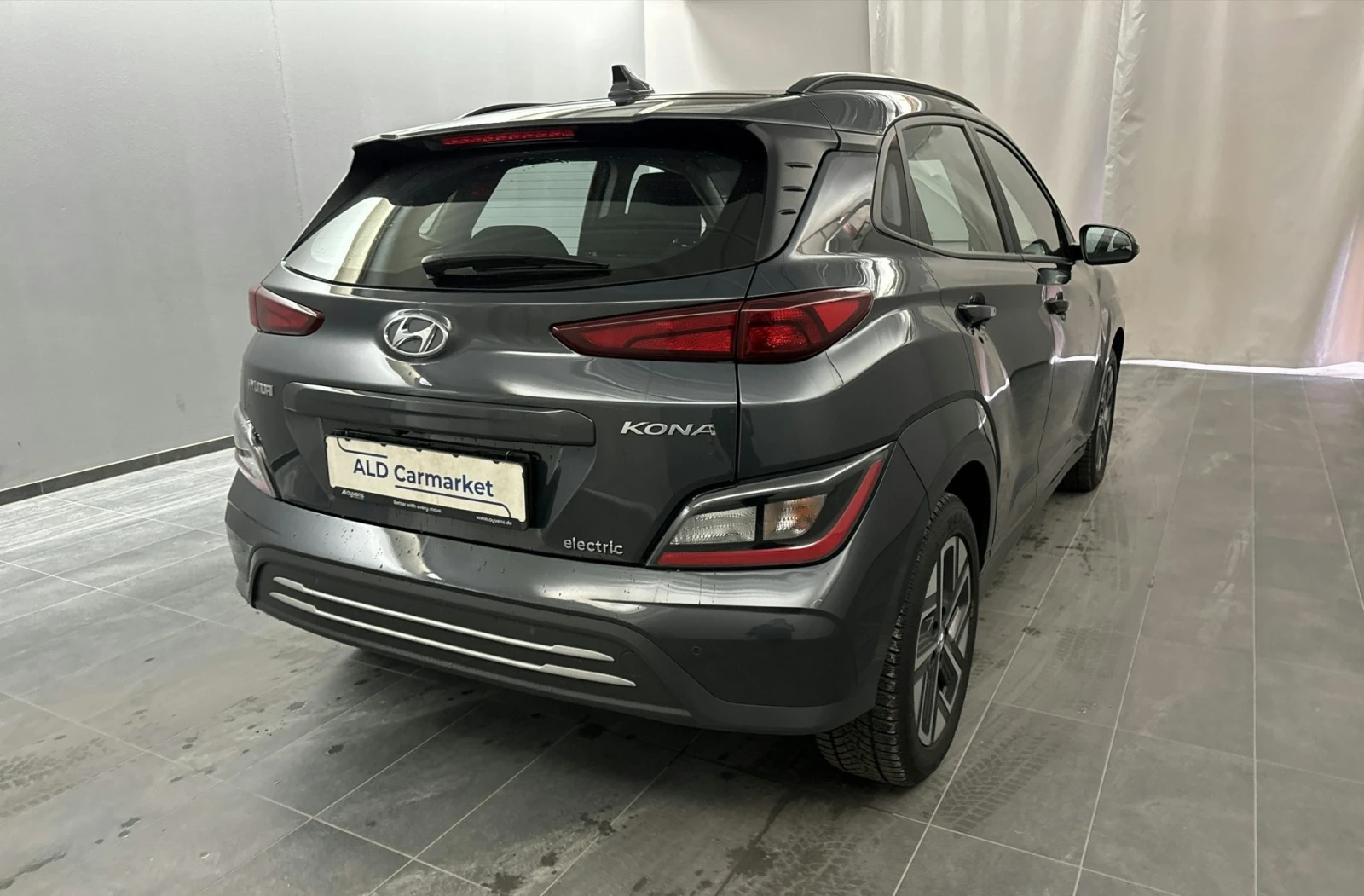 Hyundai Kona + зимни гуми, трифазна, снимка 5 - Автомобили и джипове - 54566419