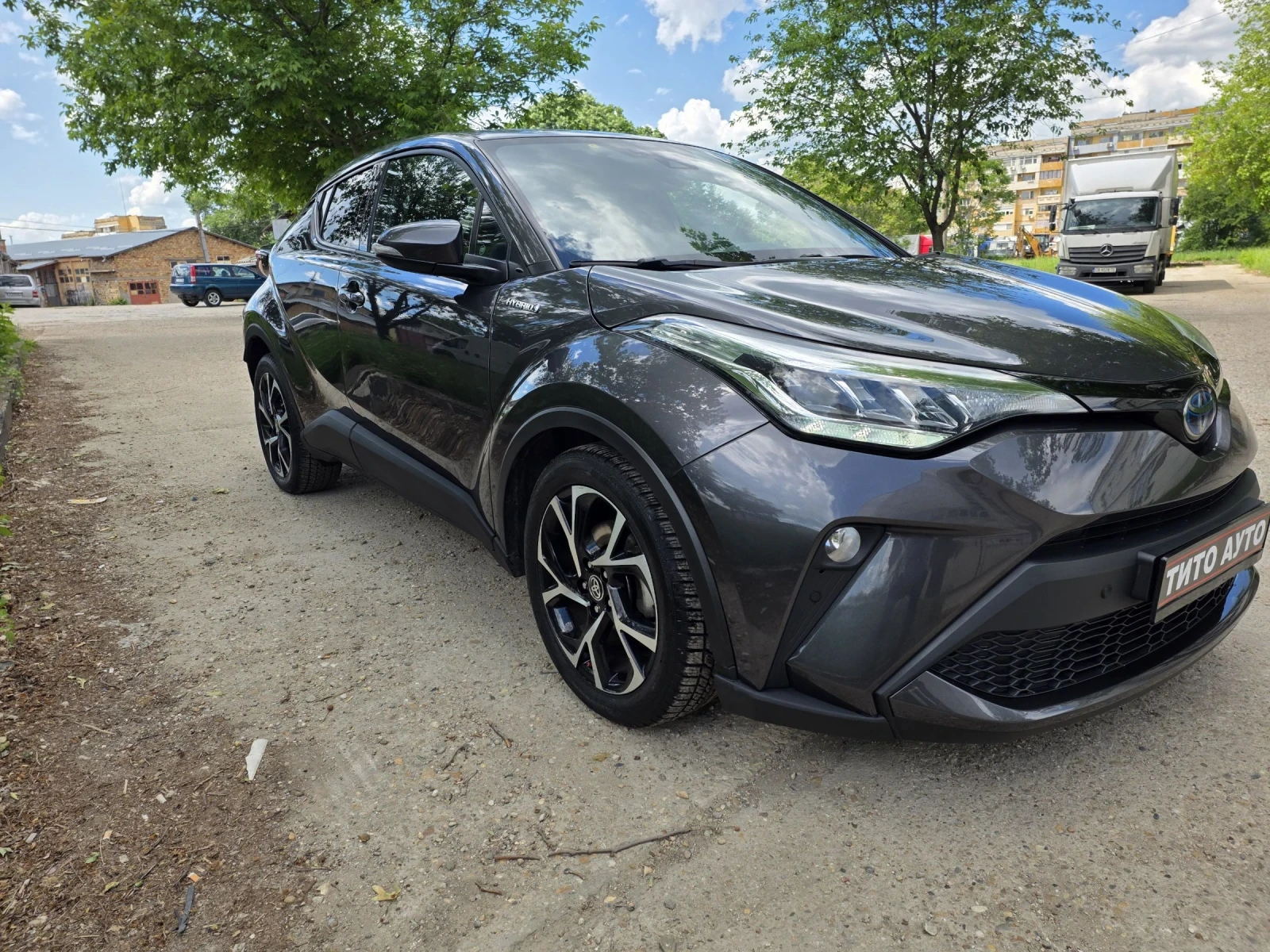 Toyota C-HR 1.8 ХИБРИД/FACE LIFT/НОВА/ГАРАНЦИЯ В ТОЙОТА/, снимка 2 - Автомобили и джипове - 54573900
