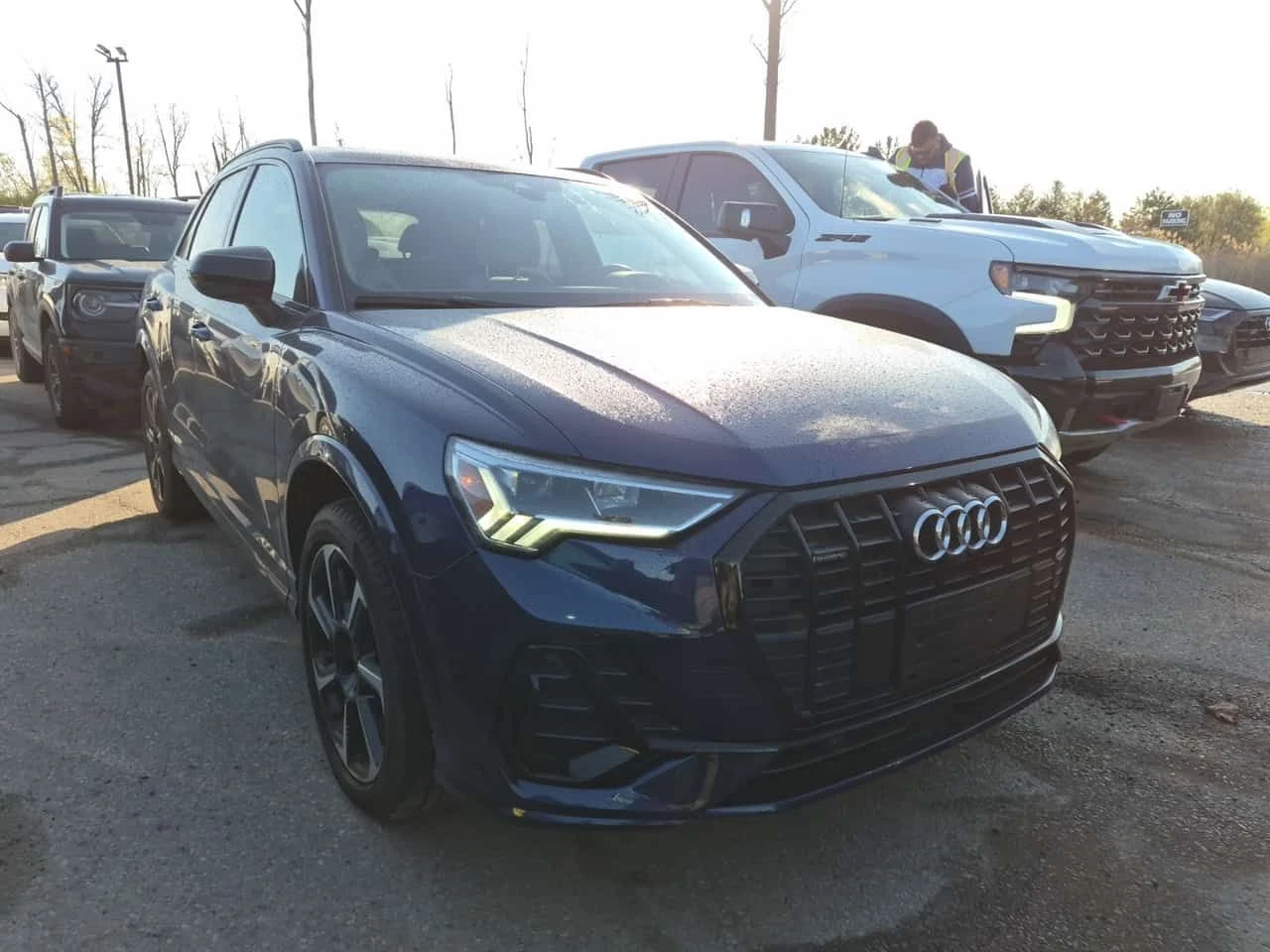 Audi Q3 S-LINE TECHNIK| PANO| 360CAM| 2 КЛЮЧА| , снимка 2 - Автомобили и джипове - 54651273