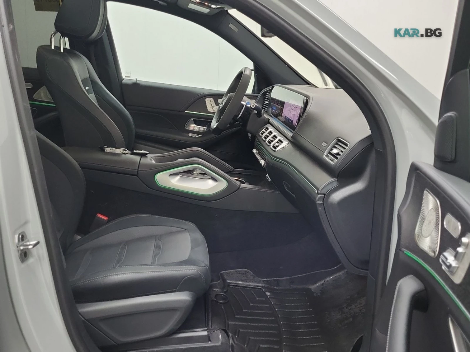 Mercedes-Benz GLE 53 4MATIC MANUFAKTUR Arabian Grey * АвтоКредит* (ЦЕНА ДО БГ), снимка 13 - Автомобили и джипове - 54839246