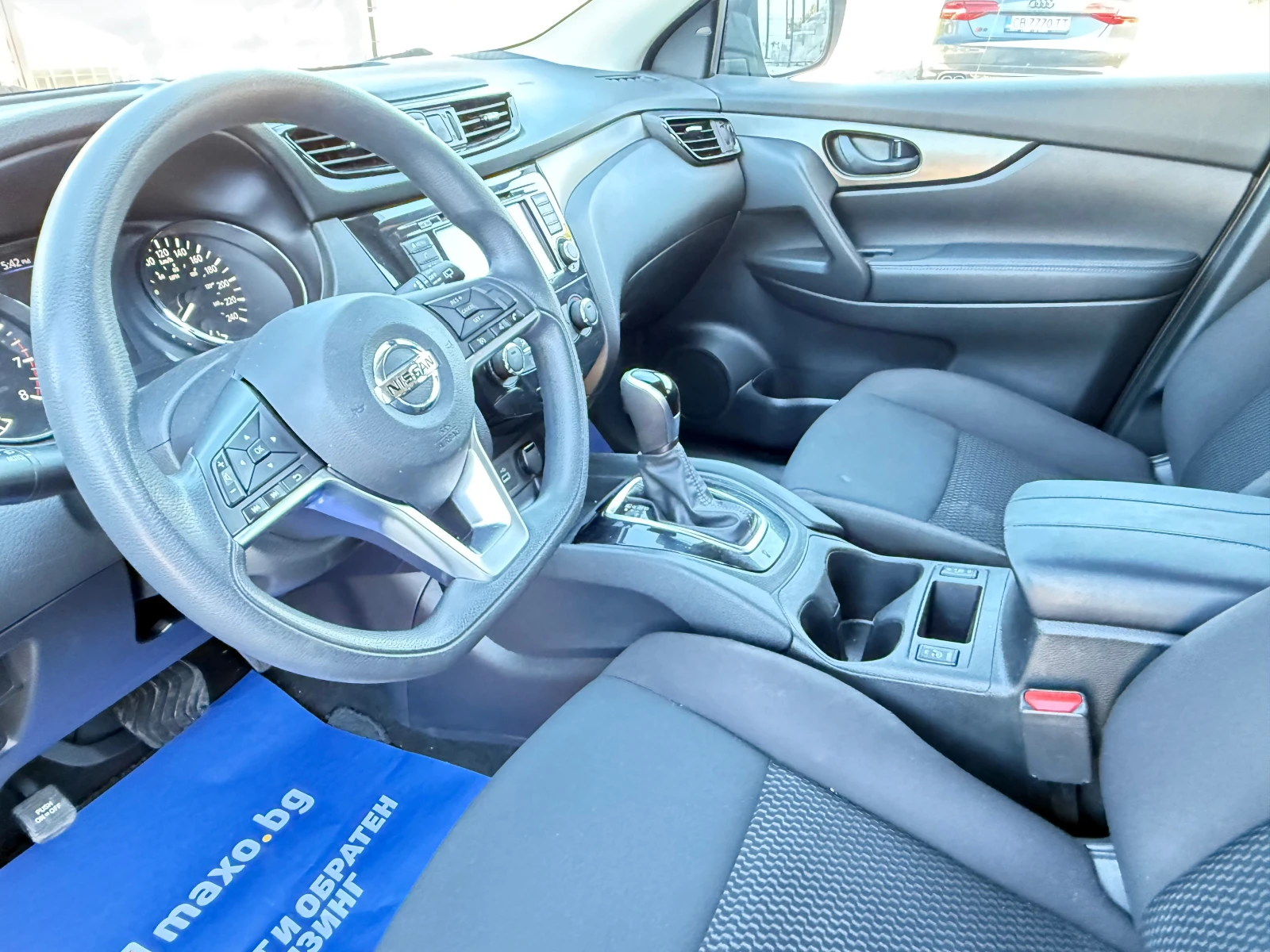 Nissan Qashqai 2.0 163 коня, снимка 6 - Автомобили и джипове - 54970875