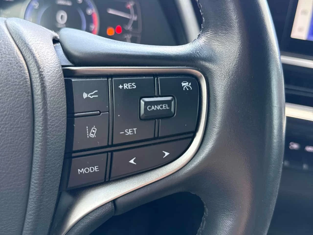 Lexus UX * 250h * АВТОКРЕДИТ БЕЗ ПЪРВОНАЧАЛНА ВНОСКА* , снимка 14 - Автомобили и джипове - 55230679
