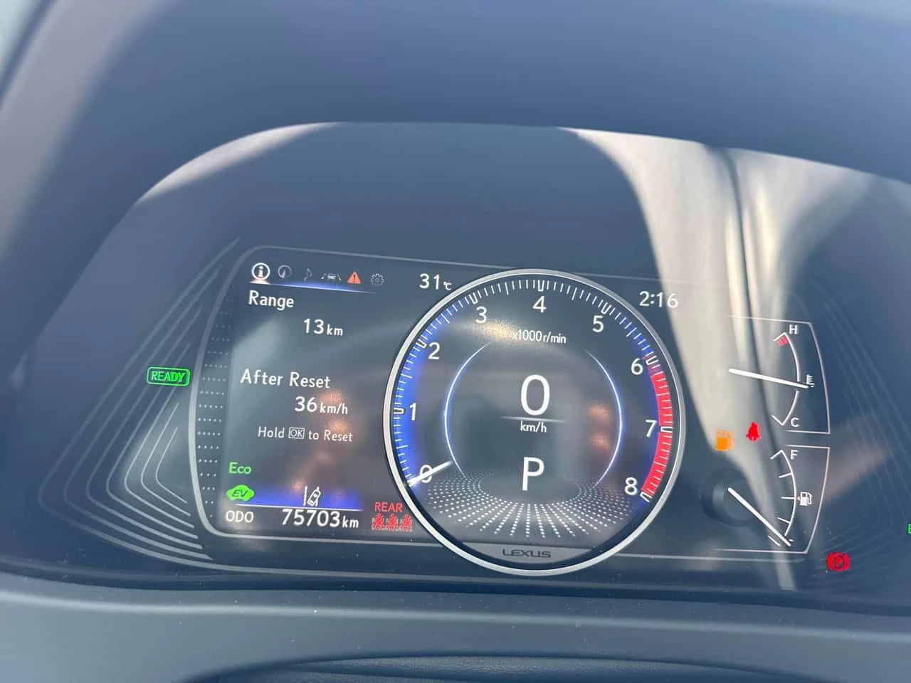 Lexus UX * 250h * АВТОКРЕДИТ БЕЗ ПЪРВОНАЧАЛНА ВНОСКА* , снимка 8 - Автомобили и джипове - 55230679