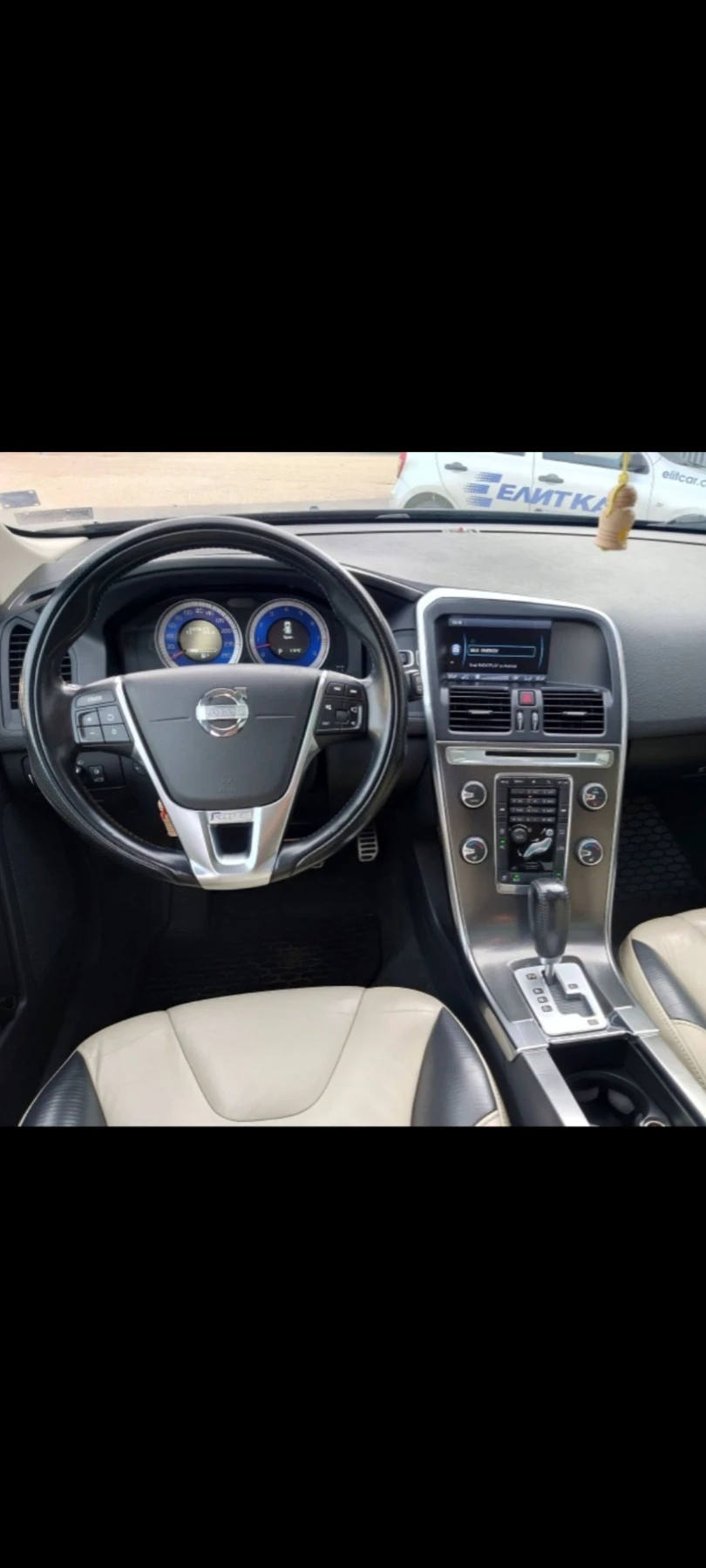 Volvo XC60, снимка 8 - Автомобили и джипове - 56081645