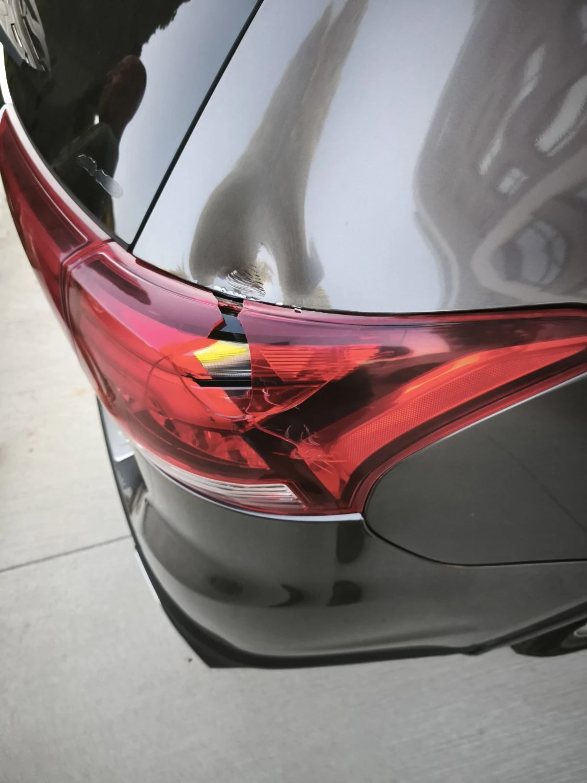 Mitsubishi Outlander | Mobile.bg � ����������� 10