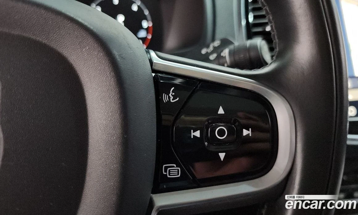 Volvo Xc90 D5 Momentum, снимка 16 - Автомобили и джипове - 56123223