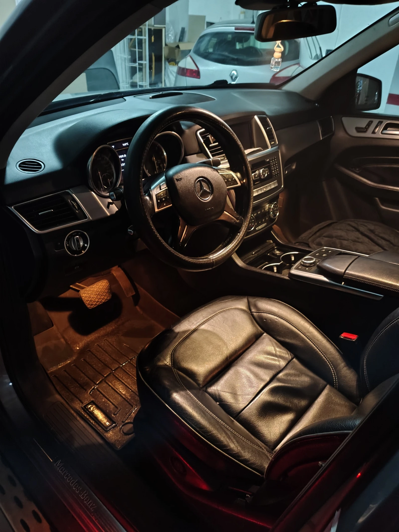 Mercedes-Benz ML 350 facelift, снимка 6 - Автомобили и джипове - 56350165