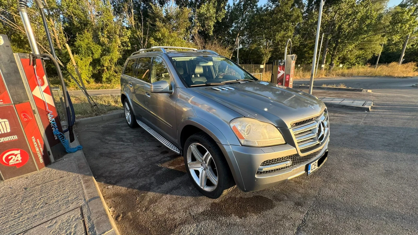 Mercedes-Benz GL 550, снимка 4 - Автомобили и джипове - 56369767
