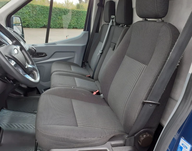 Ford Transit 2.2 155ps KЛИМА МНОГО ЕКСТРИ РЕАЛНИ КИЛОМЕТРИ, снимка 6 - Бусове и автобуси - 48216861