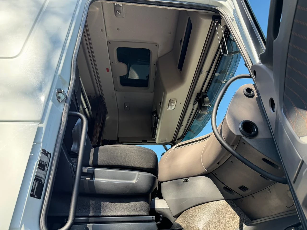 Daf Xf-480, снимка 13 - Камиони - 54216878