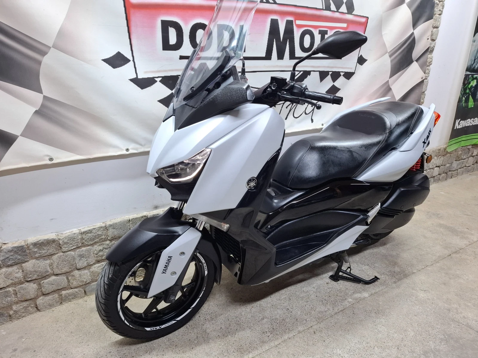 Yamaha X-max 3 броя.